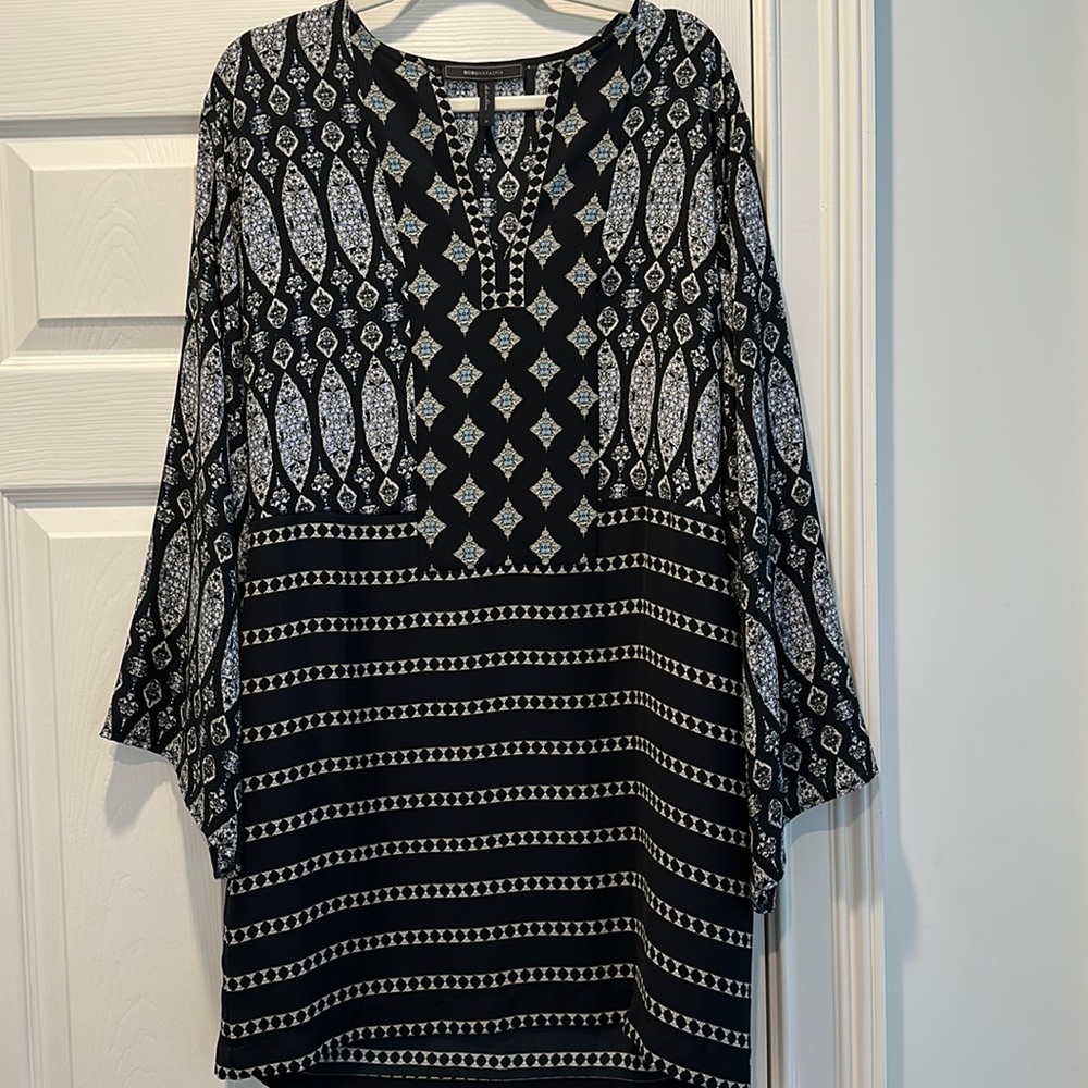 BCBG MAXAZRIA flare sleeve mini dress